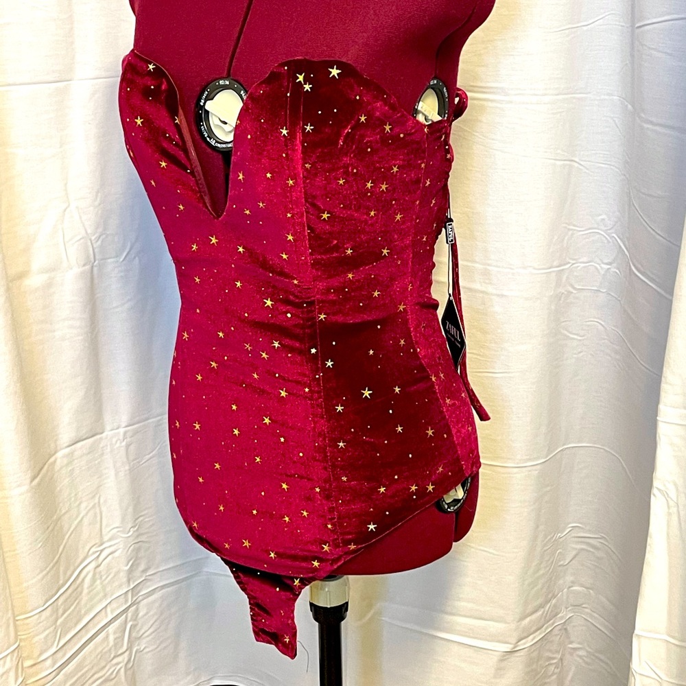 Gorgeous body suit